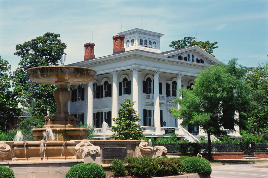Historic Bellamy Mansion | LYNN SELDON